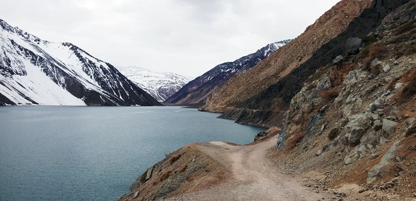 A chegada ao El Yeso, pela foto é possível ter uma ideia de como é a estrada